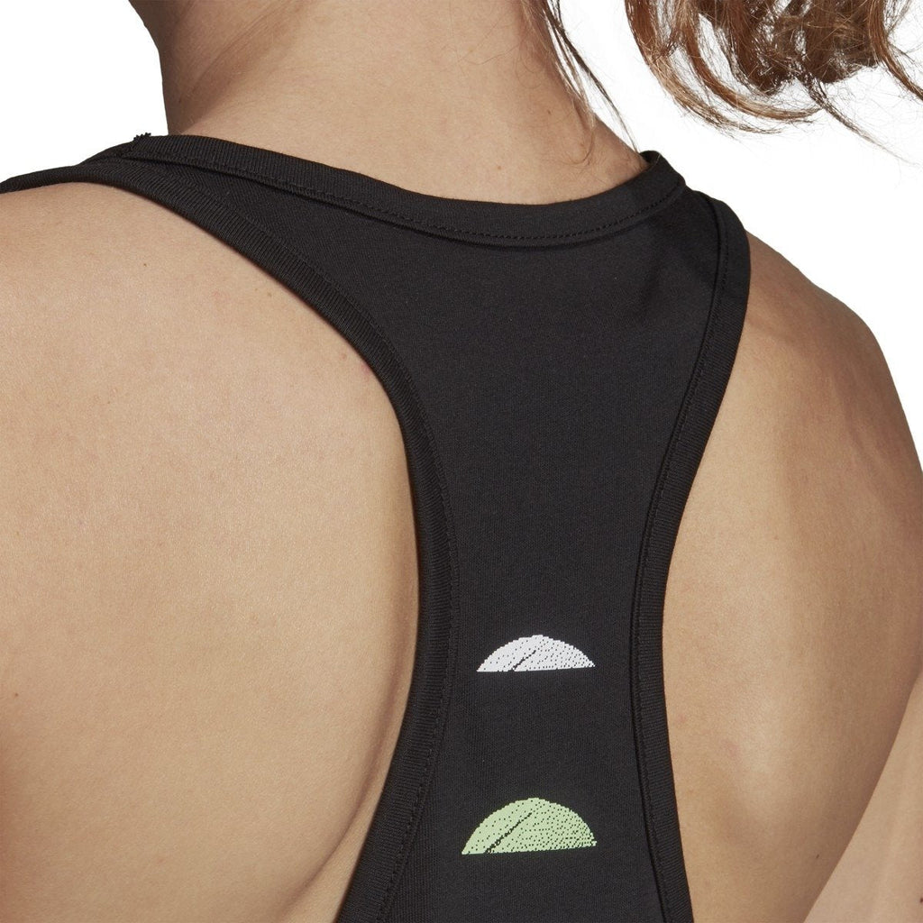 adidas-womens-new-york-graphic-tank-top-dz0460