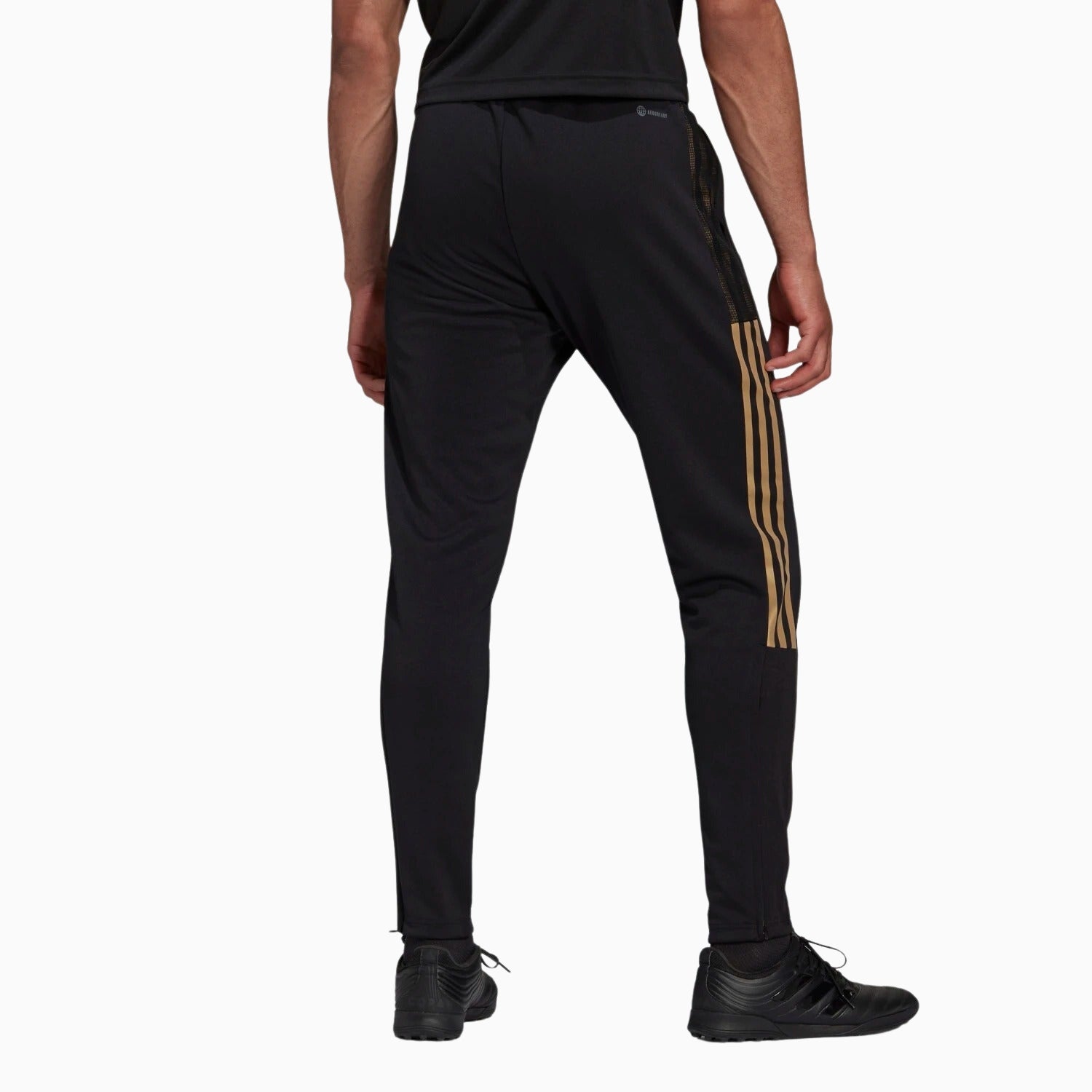 mens-adidas-logo-outfit-he4856-hi1073