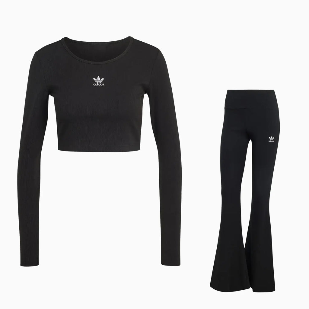 adidas-womens-originals-essentials-ribbed-outfit-iw5725-iw5727