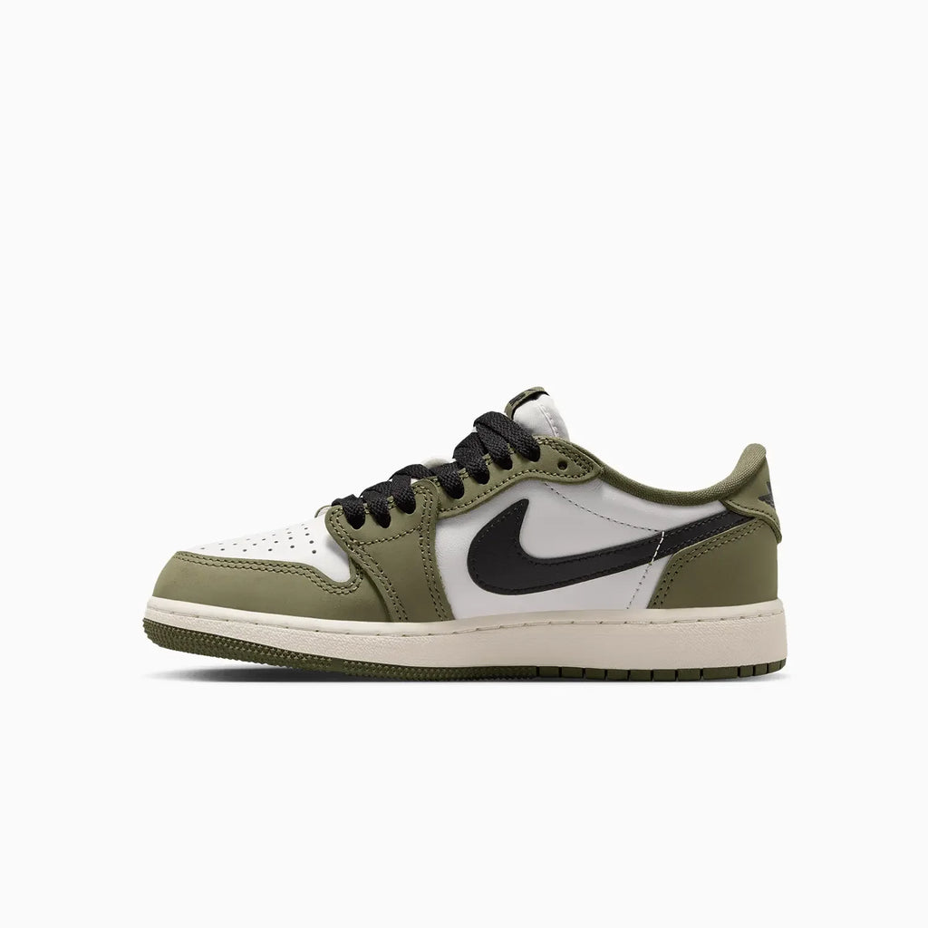 Kid's Air Jordan 1 Retro "Medium Olive" Grade School